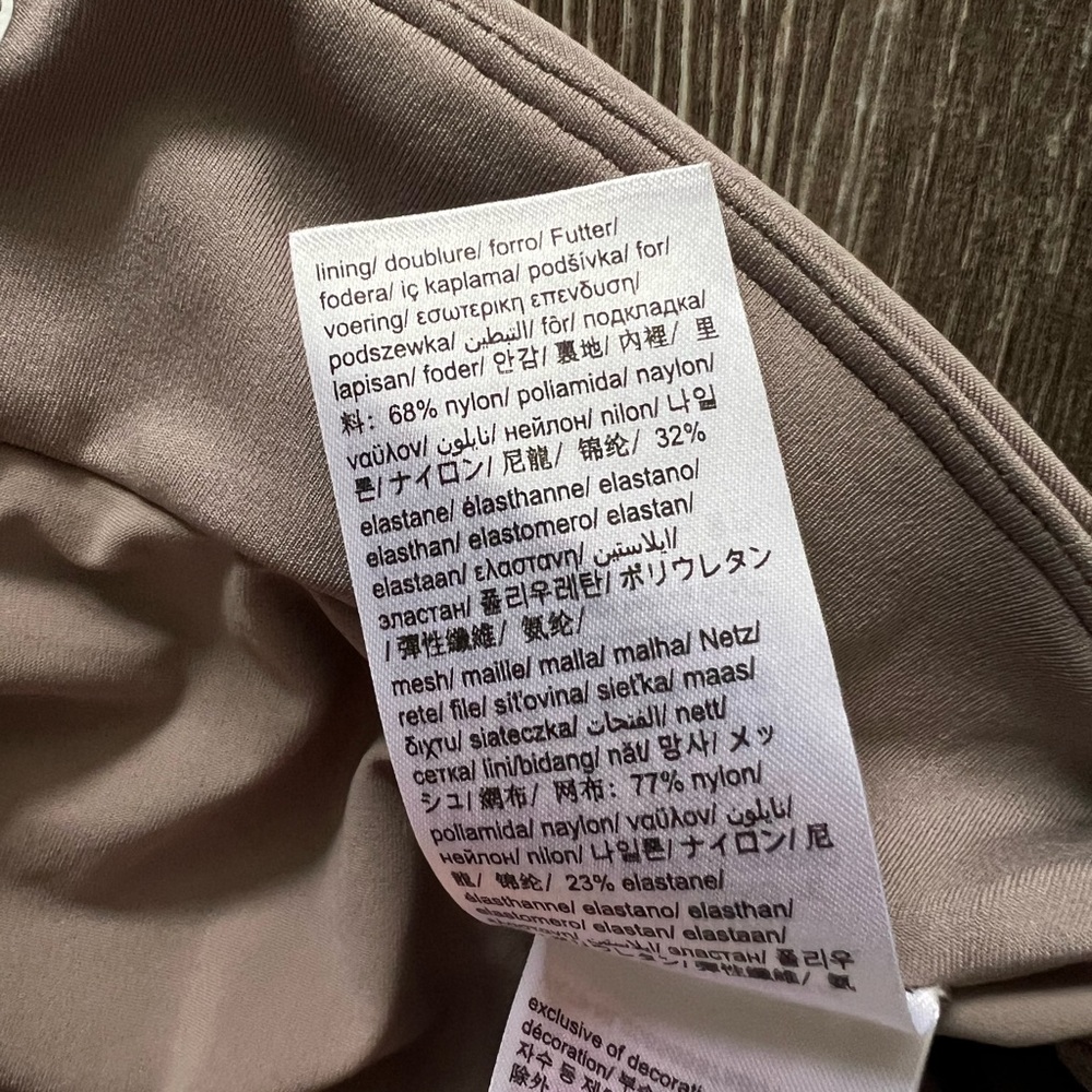 NWT Calvin Klein Driftwood (taupe) Athletic Sport Icon Ruched Leggings size L - Picture 7 of 9